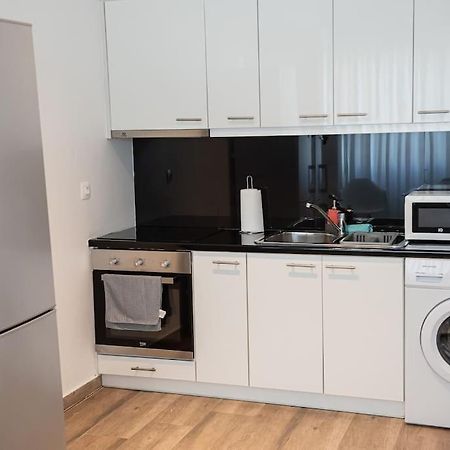 Bright 2Br Apartment In Palaio Faliro- Athens Luaran gambar